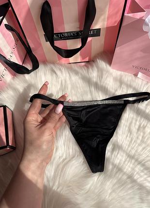 Сатинові стрінги victoria’s secret з камінчиками оригінал