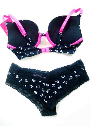 Комплект victoria's secret р.70с:  sexy tee push-up bra + panty3 фото