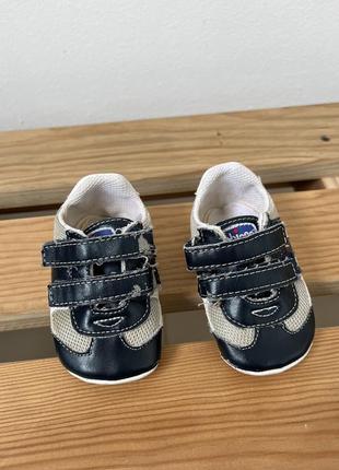 Первая обувь chicco детские кроссовки