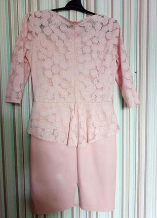 Красивое платье с баской