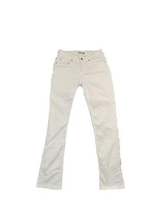 Джинсы клеш белые с заниженной посадкой демисезон