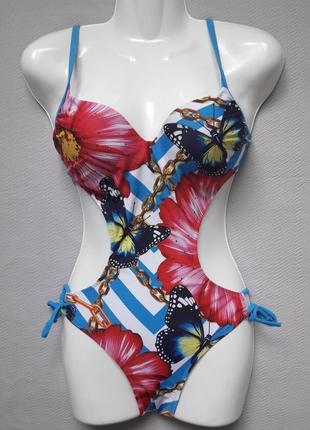 Бесподобный  купальник с формованной чашкой  в цветочный принт с бабочками power flower