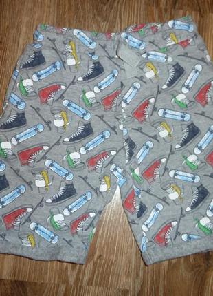 Peacocks яскраві шорти на 5 років