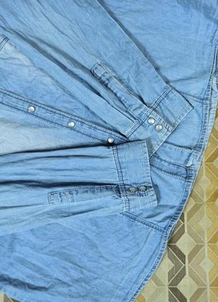 Красивая голубая джинсовая рубашка лиоцелл.7 фото