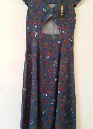 Прекрасное платье dressa с декоративной спинкой 48-50 р.3 фото