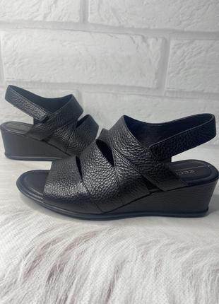 Женские, кожаные босоножки ecco shape 35 wedge sandal, оригинал - 37р1 фото