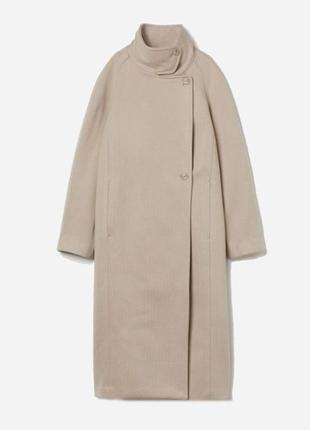 Пальто свободного кроя молочного цвета h&m