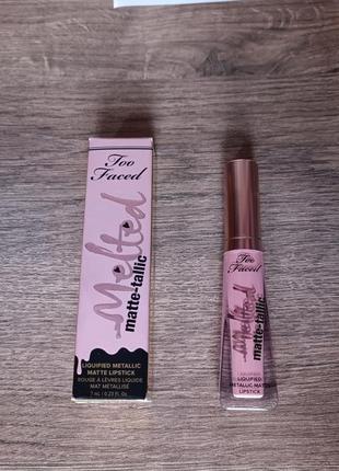 Стойкая матовая помада too faced melted matte-tallic sugar kisses