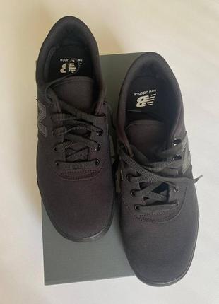 Кеди new balance