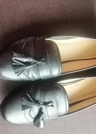 Жіночі чорні шкіряні туфлі лофери з кісточками 39 розмір4 фото