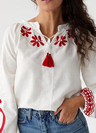 Женская вышиванка