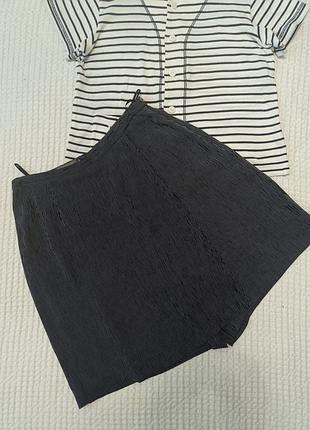 Шорти/спідничка в дрібну смужку mark aurel