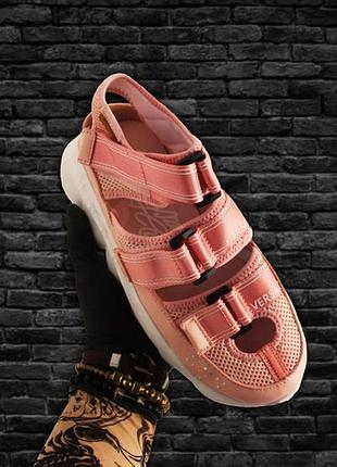 Женские летние  тапочки \ сланцы  sandals pink white.