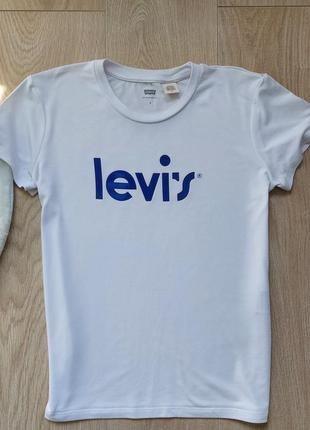 Футболка від levis