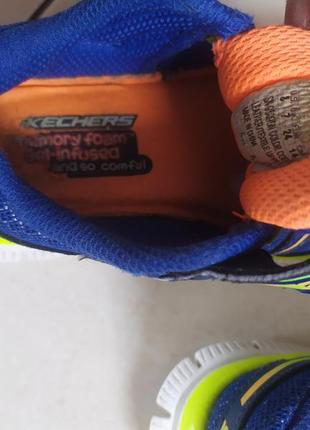 Skechers 24 3