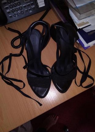 Босоніжки натуральна шкіра