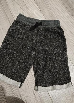 Шорти