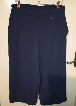 Стрейч,лёгкие кюлоты-бриджи с карманами,на резинке,высокая посадка,большого размера