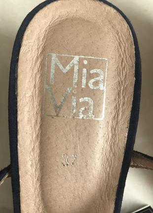Босоножки кожаные стильные модные дорогой бренд mia via размер 378 фото