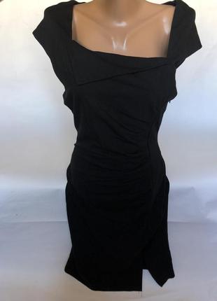 Шикарное чёрное трикотажное платье в обтяжку