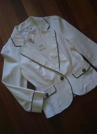 Белый пиджак,жакет из коттона, евро р. 40