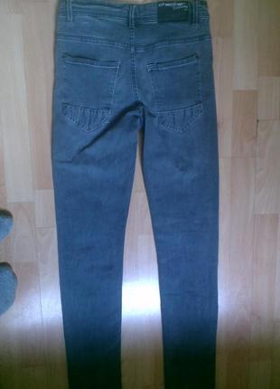 Фирменные джинсы рваные 12-13 лет3 фото