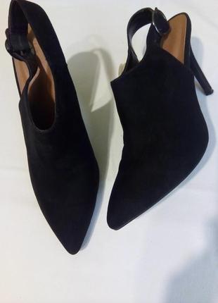 Шикарные черные замшевые туфли(босоножки)с открытой пяткой insoliа 39-40 р2 фото