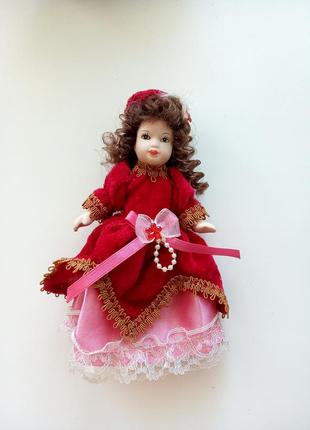 Керамическая кукла с подвижными руками и ногами