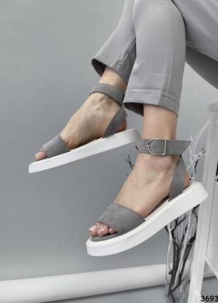 Босоножки женские замшевые серые сандали10 фото