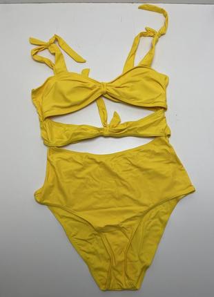 Желтый купальник1 фото