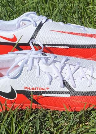 Оригінальні сороконіжки nike phantom 5