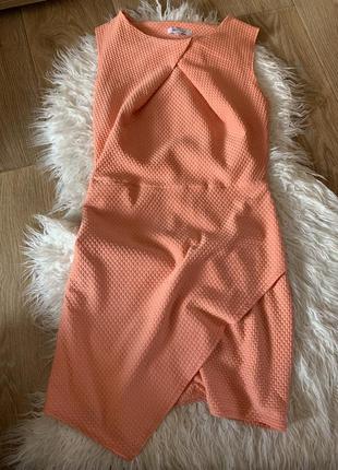 Шикарное нарядное персиковое платье4 фото