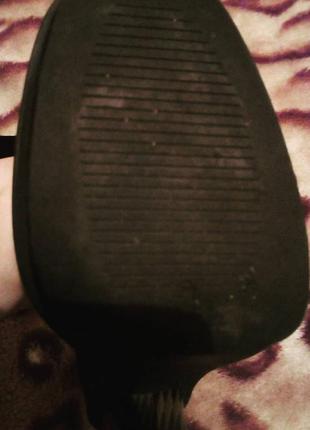 Женские черные замшевые туфли на высоком толстом каблуке3 фото