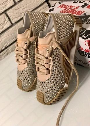 Кроссовки,люкс скалистость с каменями, туречковка.