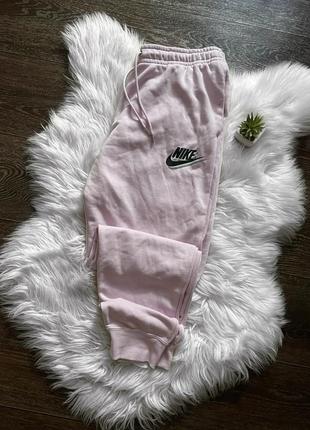 Спортивные штаны nike