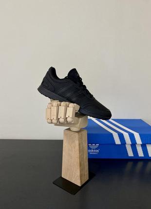 Кросівки adidas