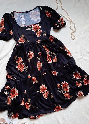 Свободное платье миди