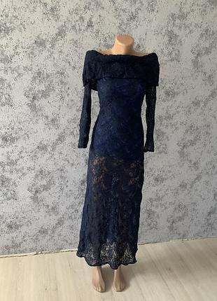 Вечернее платье