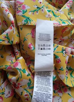 Красивая оригинальная летняя блуза в цветочный принт7 фото