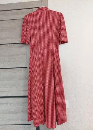Красное платье миди, а-силуэта, с v-образной горловиною с завяскамт спереди next( размер 10)2 фото