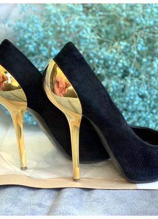 Замшевые туфли  с золотым каблуком giuseppe zanotti2 фото