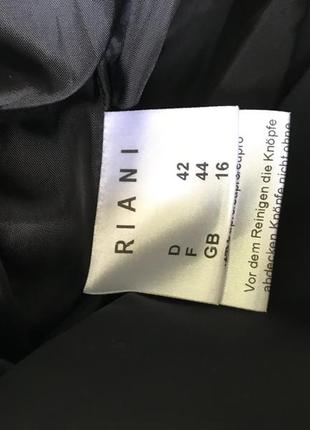 Легка курточка , піджак riani6 фото
