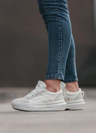 Стильные кеды vans old skool overt plus cc1 фото