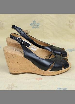 Шкіряні босоніжки на танкетці gabor linburn 25.783 36р. 23 см.