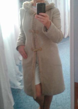 Пальто шерстяне