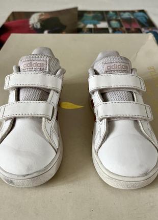 Adidas кроссовки p 23