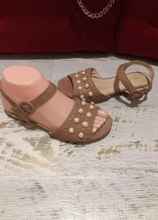 Босоножки из натурального нубука р.37