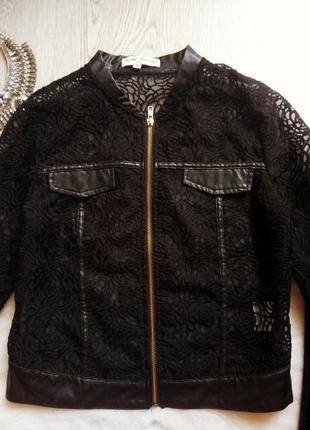 Чорна ажурна куртка кардиган на блискавці зі шкіряними вставками вишивкою органза коротка5 фото