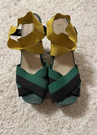 prada mini оригінал босоніжки на резинках 38