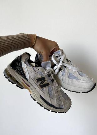 Кроссовки United Arrows Take on the New Balance 990v5